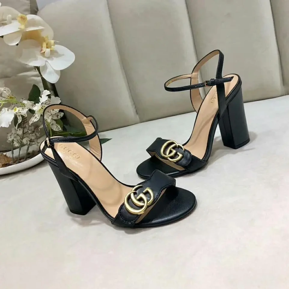Gucci Marmont Black Sandal (40)