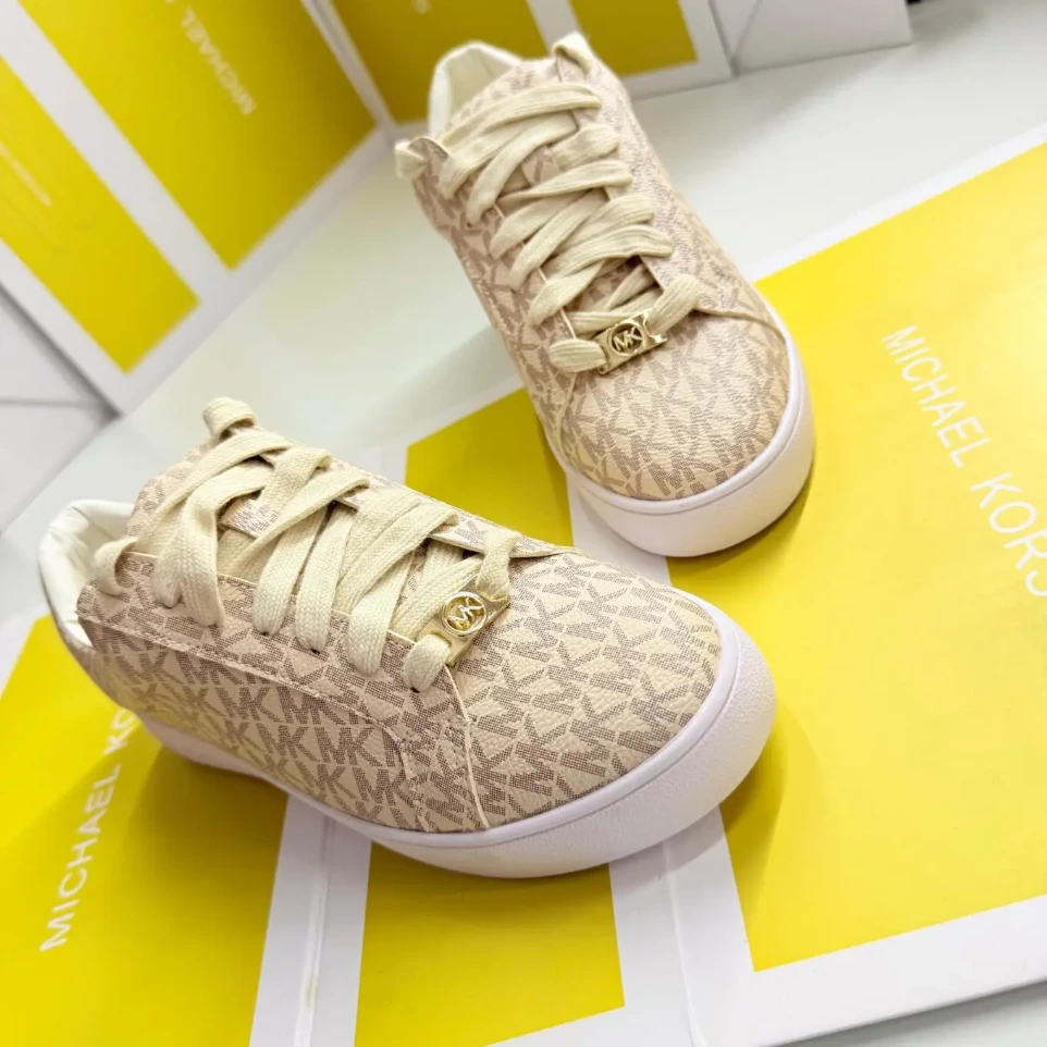 Michael Kors Keaton Logo Beige Color Sneaker (40)