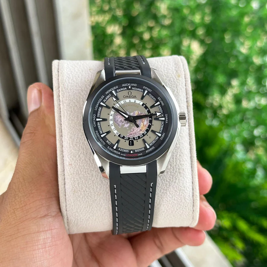 Omega Seamaster Aqua Terra Worldtimer (Black)