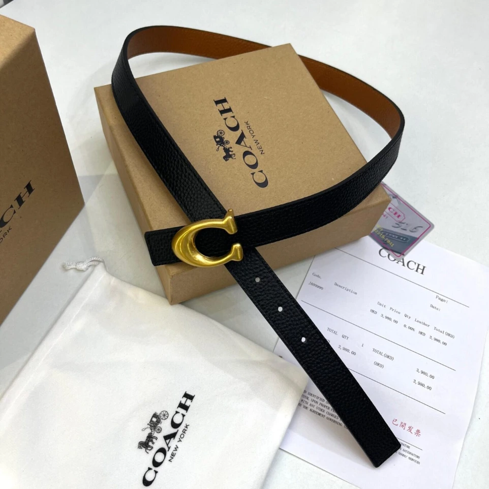 Coach Sculpted C Buckle Black and brown reversible Belt (95)