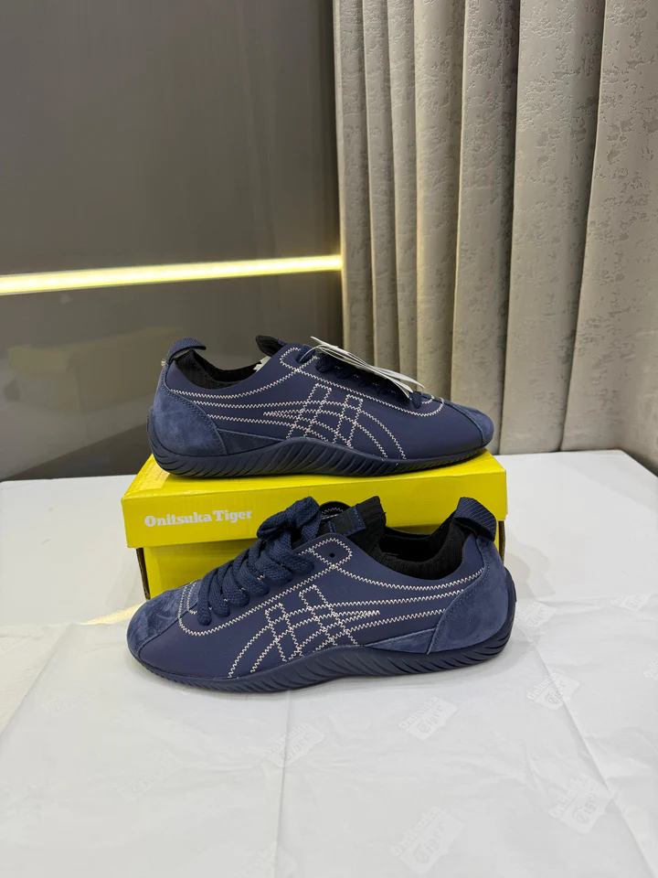 Tiger Trending Sneakers for Men (41/7)