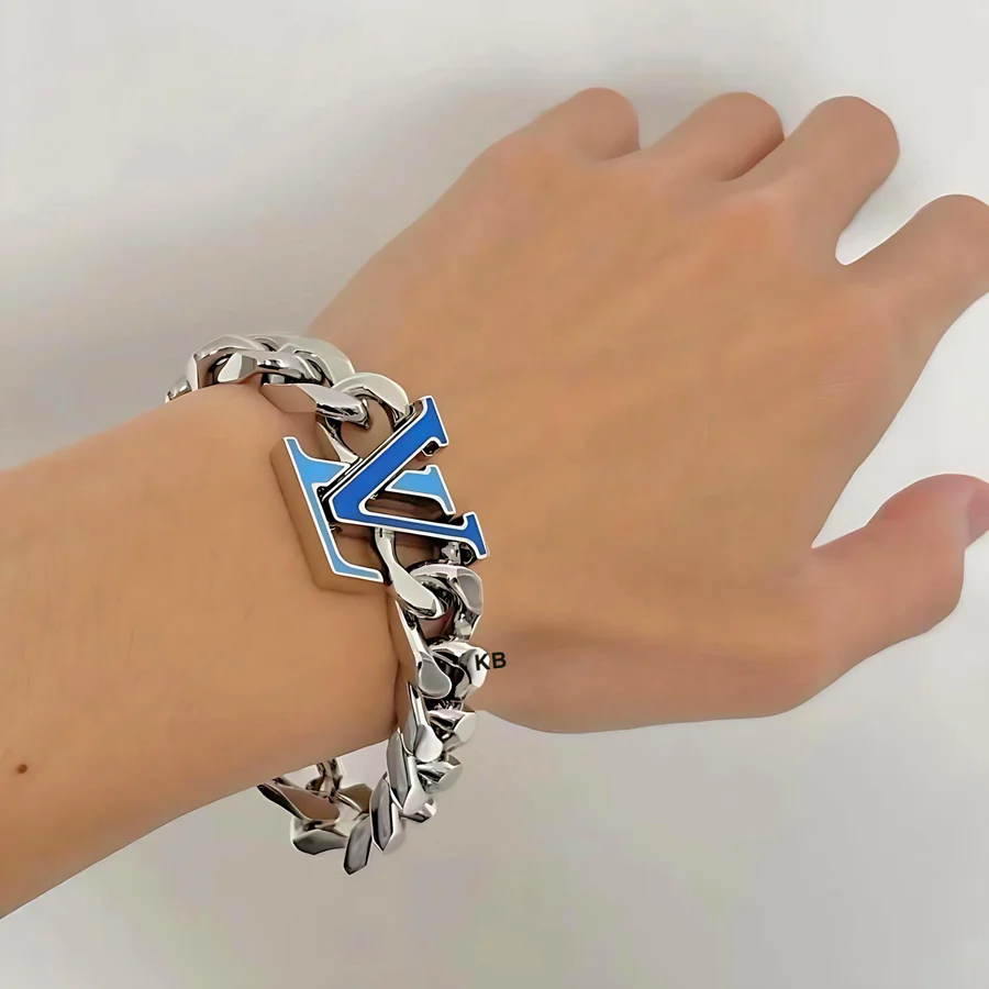 LOUIS VUITTON chain bracelet