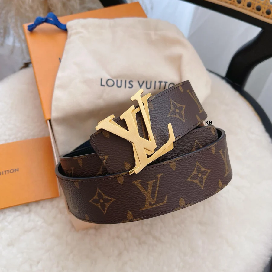Louis Vuitton  Monogram Buckle Belt (Unisex)