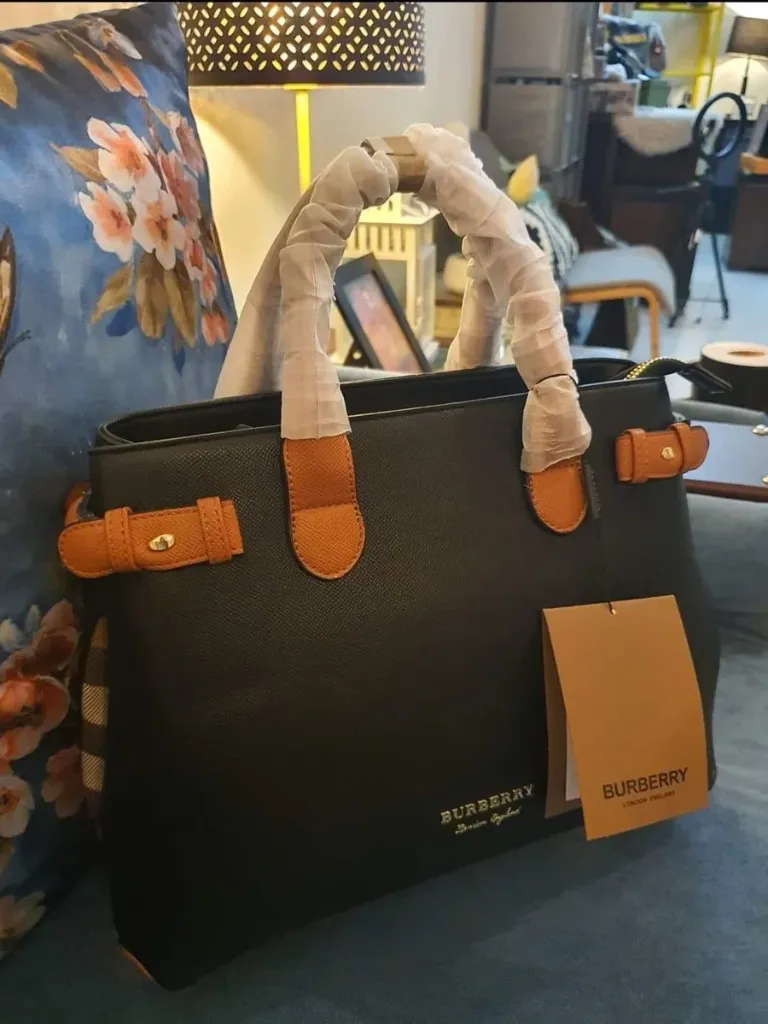 BURBERRY PRORSUM BANNER (1)