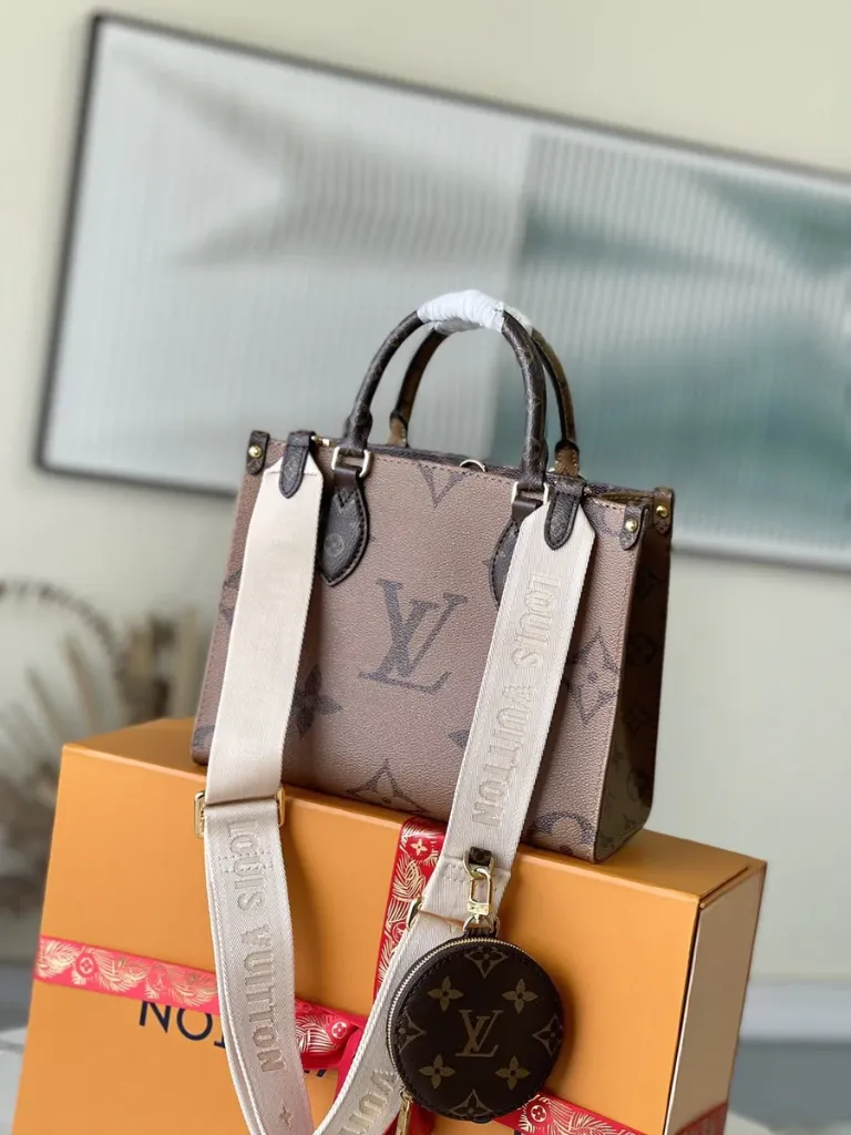 LV Premium Luxury Tote Bag (1)