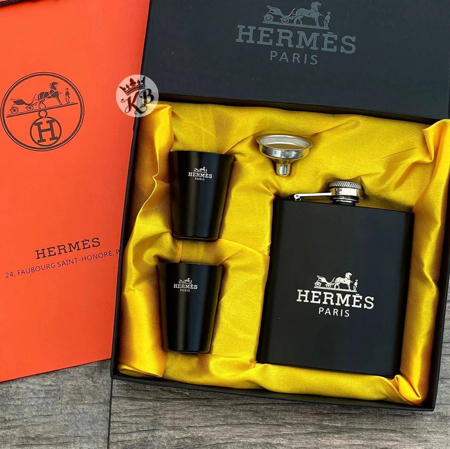 Hermes Matte Black Hip Flask Gift Set