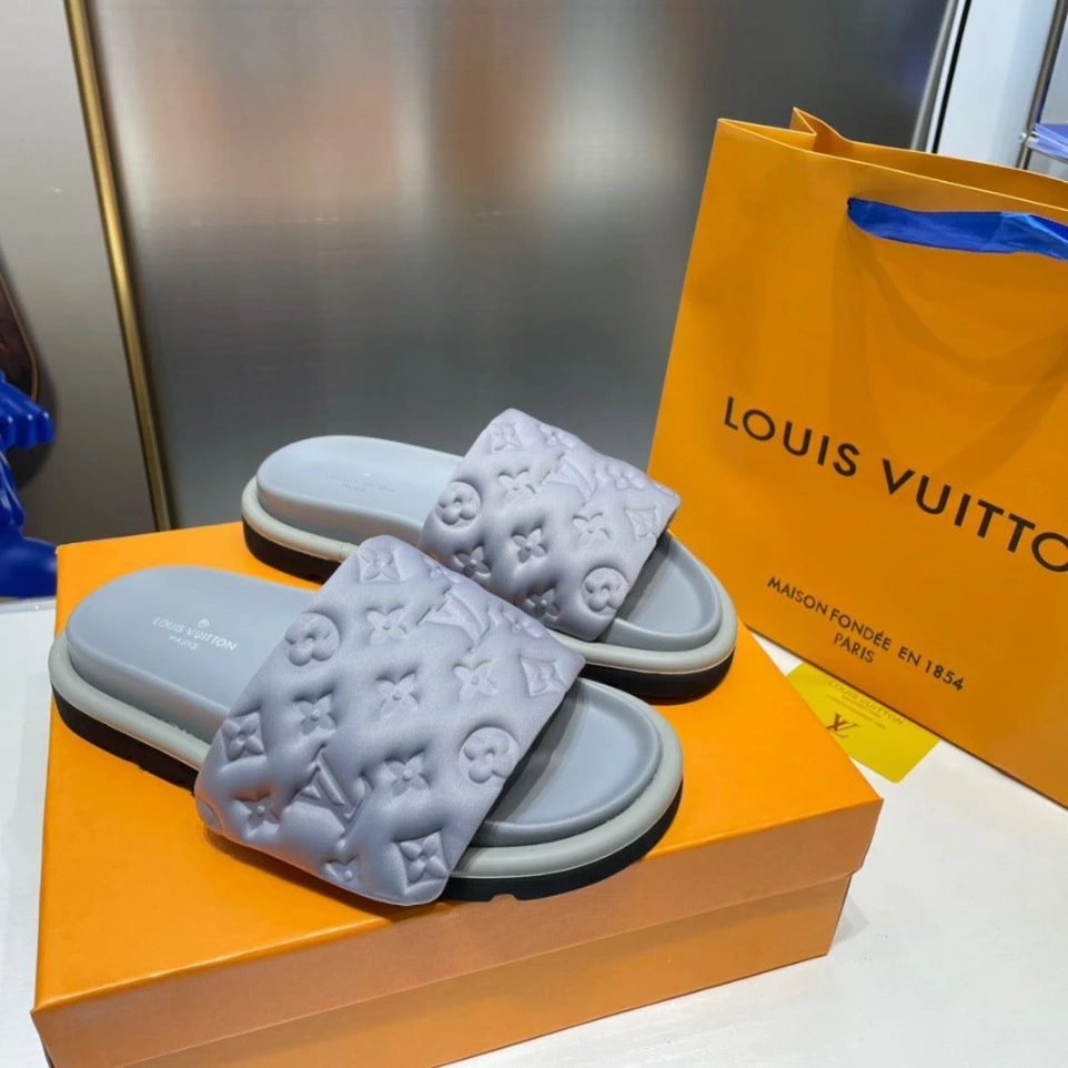 Louis Vuitton Pool Pillow Grey Mule (40)