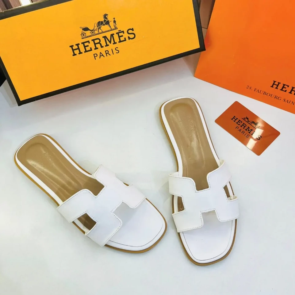 Hermes Oran White Sandal (40)
