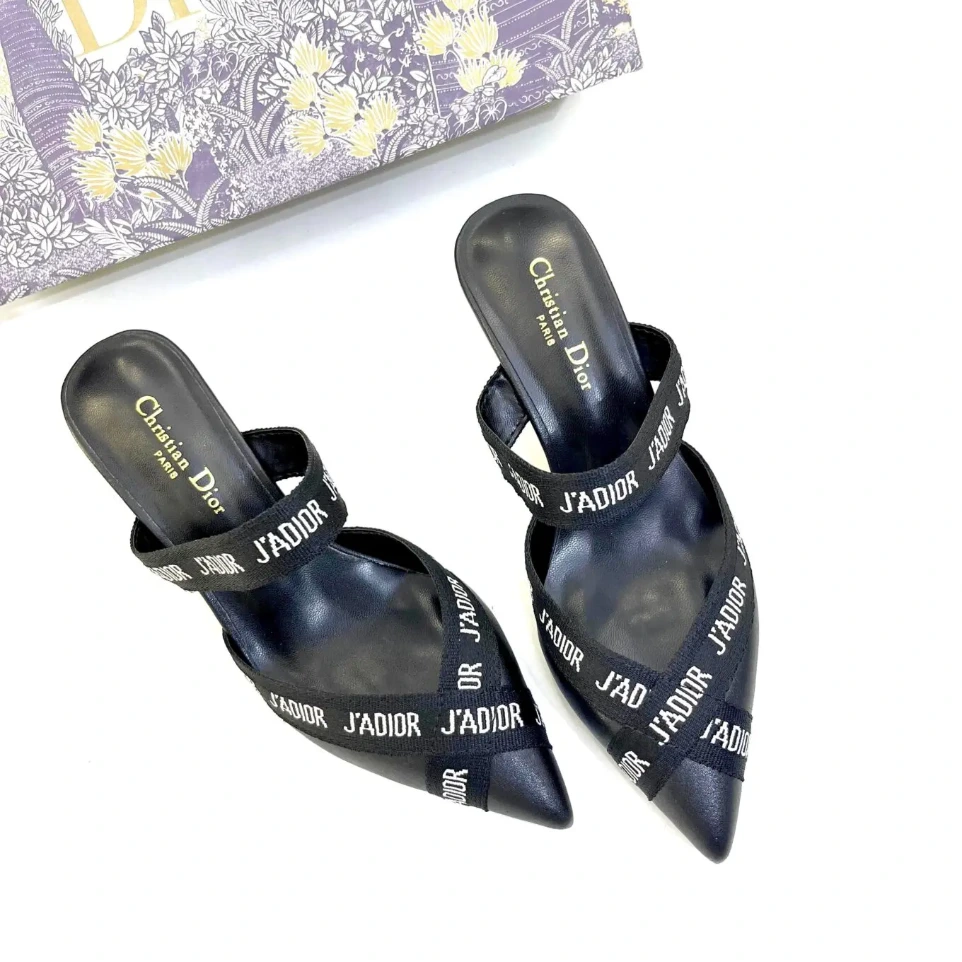 Jadior Black Pump Heel (40)