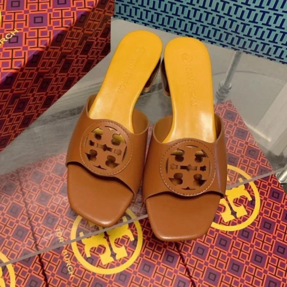 Tory Burch Bombe Miller Brown Sandal (40)